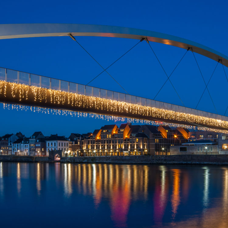 Maastricht, Hoeg Brögk, Hoge Bruge, Voetgangersbrug, Nederland, Limburg, Architecture, Blue Hour, Cityscape, Holland, Netherlands, River, Maas