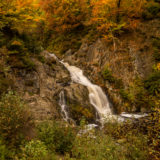 Herfst bij de Bayehon waterval